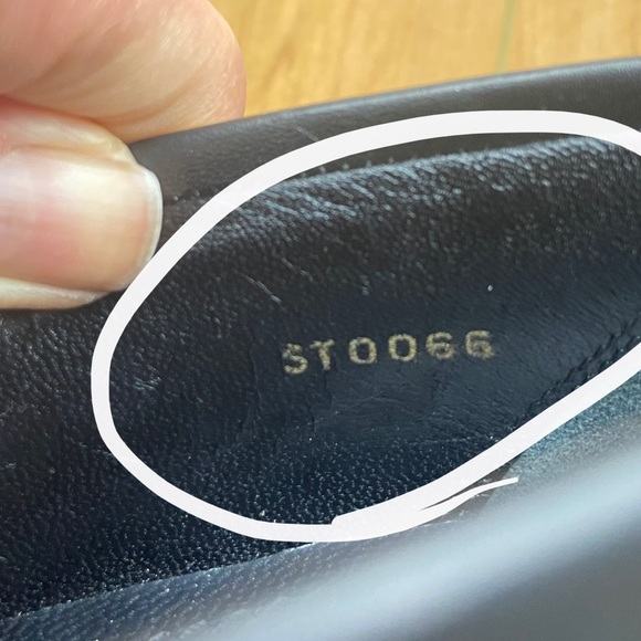 Genuine Louis Vuitton Loafer , UK 7.5 - Picture 8 of 8